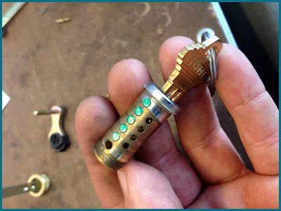 Father Son Locksmith Shop Fort Lauderdale, FL 954-283-5718 Father Son Locksmith Shop Fort Lauderdale, FL 954-283-5718 - 65-9